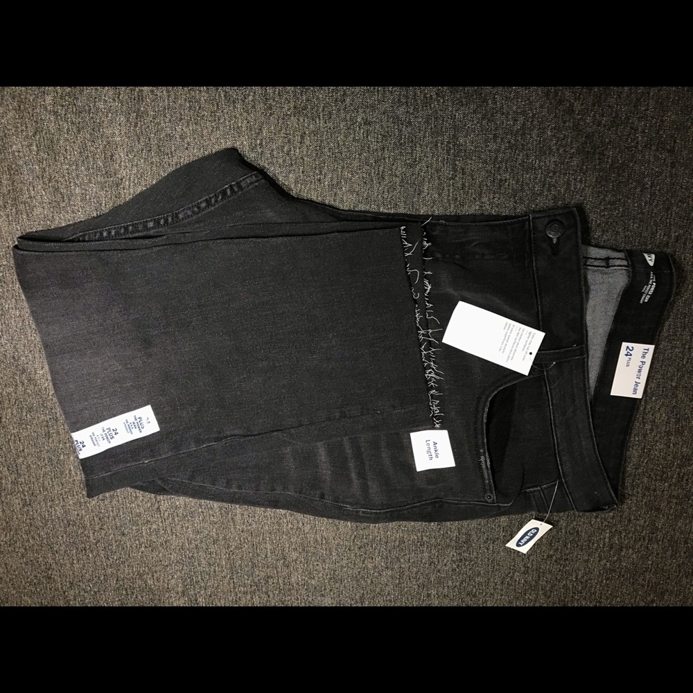OLD NAVY Power Straight Jeans NWT